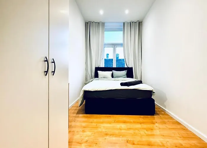 Bright & Spacious 4br Near Kaufpark Alterlaa * Vienna