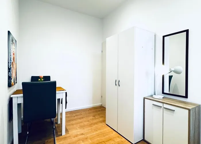 Apartment Bright & Spacious 4br Near Kaufpark Alterlaa *