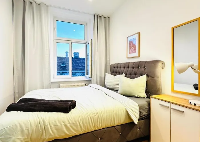Bright & Spacious 4br Near Kaufpark Alterlaa * Vienna