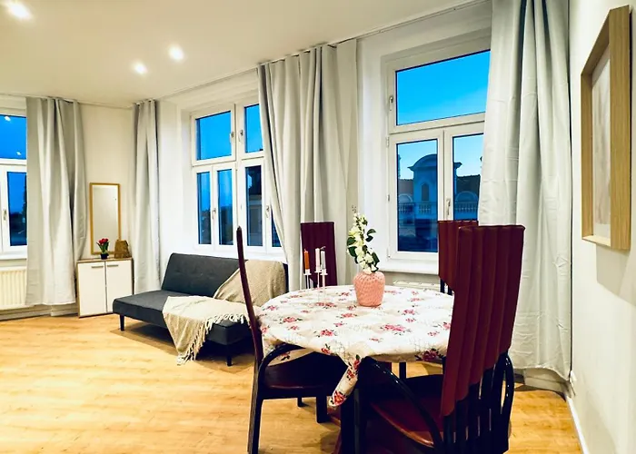Bright & Spacious 4br Near Kaufpark Alterlaa Vienna