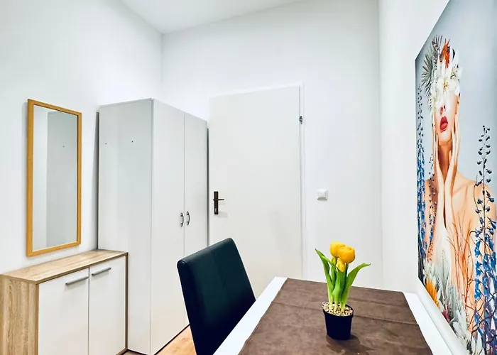 Bright & Spacious 4br Near Kaufpark Alterlaa Apartment *